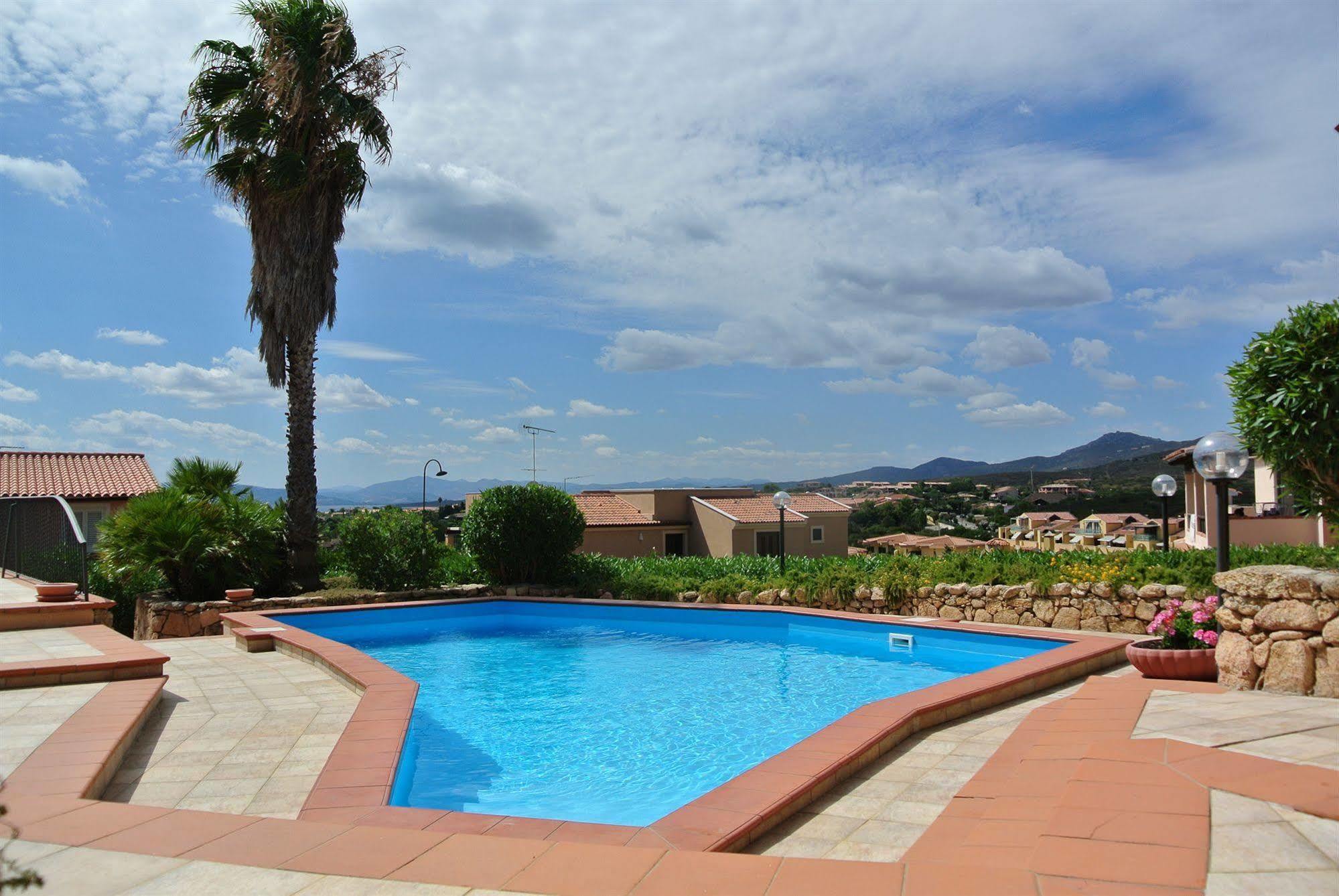 Sardinia Blu Residence กอลโฟอารันชี ภายนอก รูปภาพ